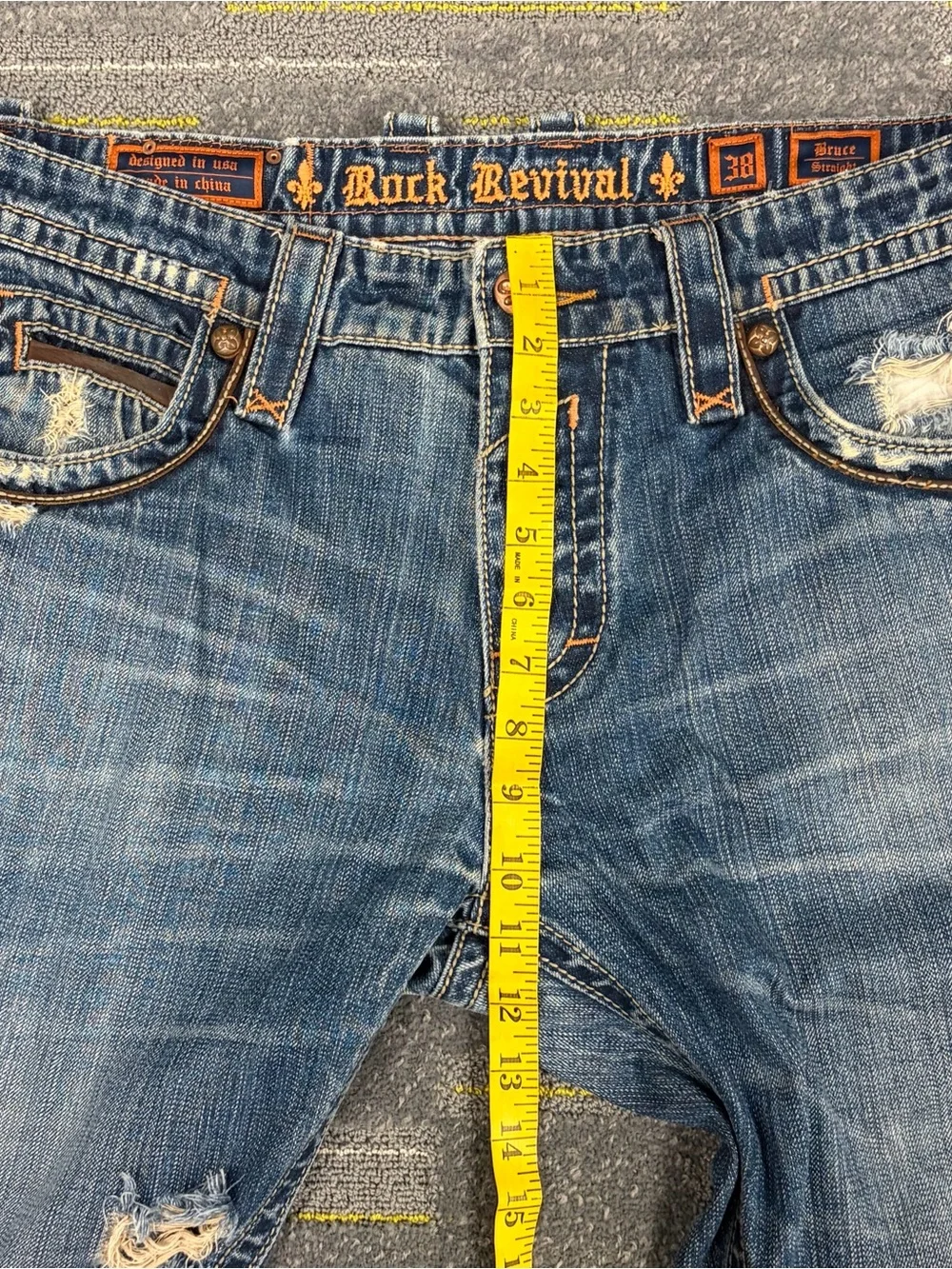 Rock Revival Bruce Straight Fit Denim Shorts Men’s 38 Cuffed Distressed Blue